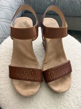 Brown Wedges 6.5